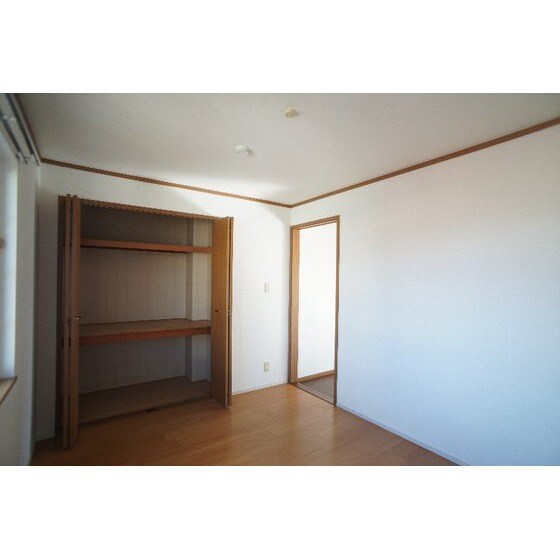 ラシーヌ・２１の物件内観写真