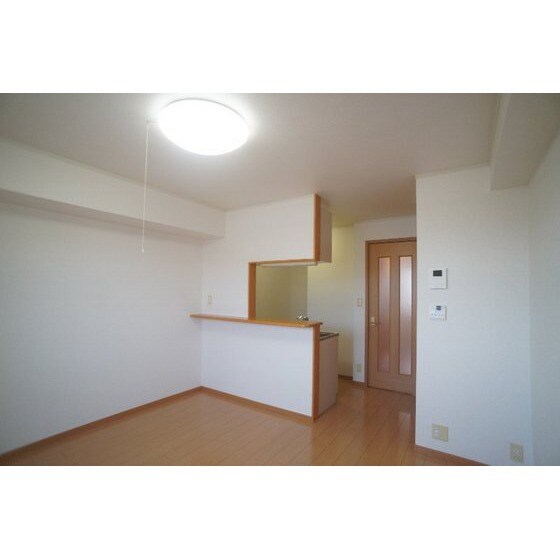 ミストラルＢの物件内観写真