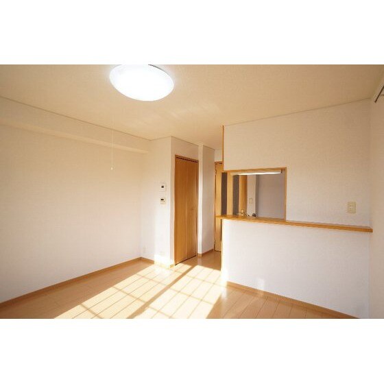 ミストラルＢの物件内観写真