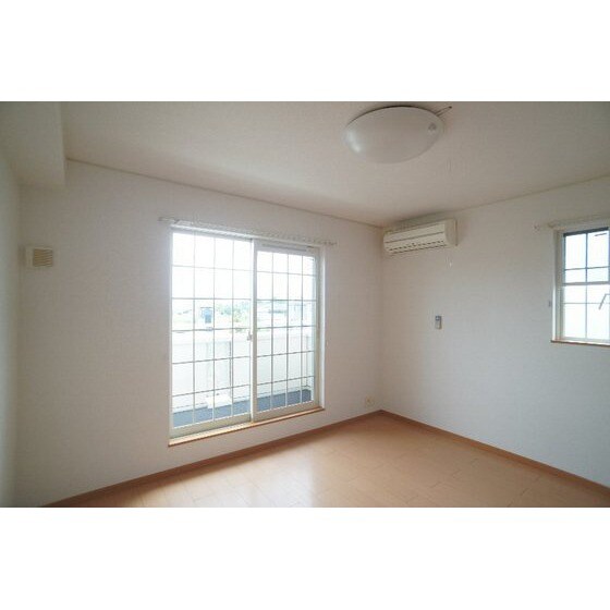 ミストラルＢの物件内観写真