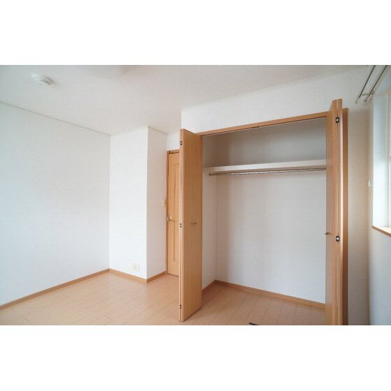 ミストラルＢの物件内観写真