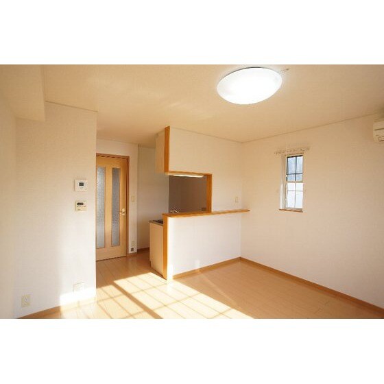 ミストラルＢの物件内観写真