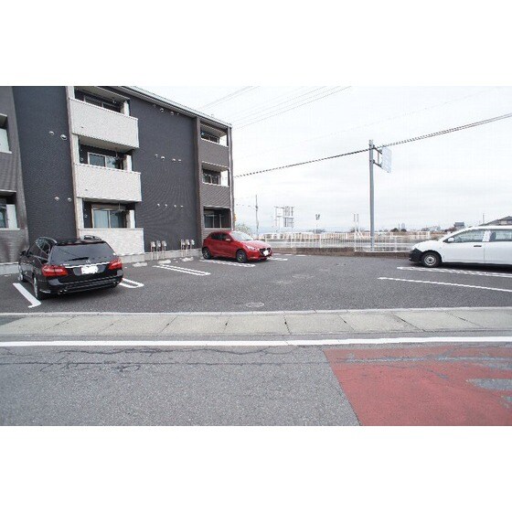 モデッサの物件外観写真