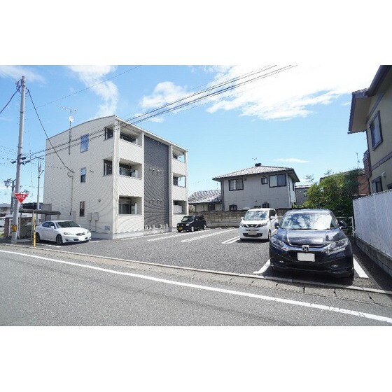 サニーアヴェニューの物件外観写真