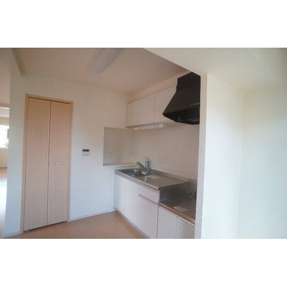 メゾン・ド・ジュネスの物件内観写真