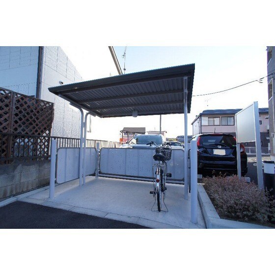 オランジュリーの物件外観写真