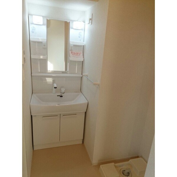 オランジュリーの物件内観写真