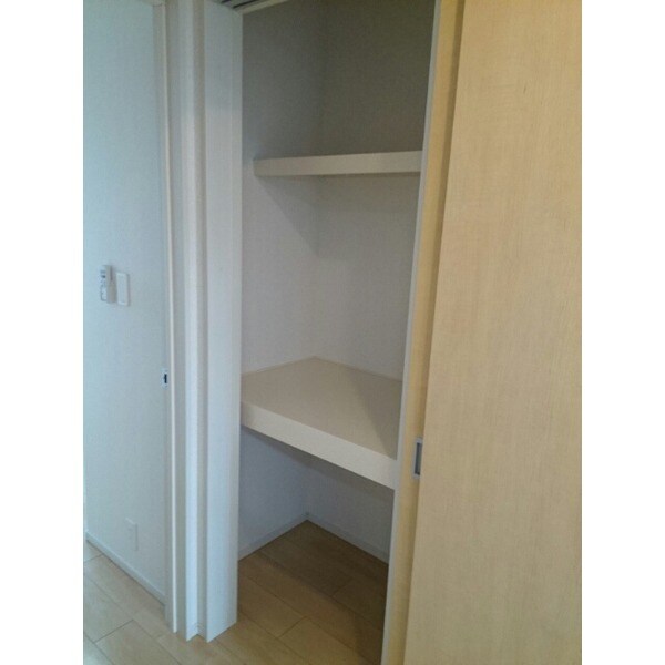 オランジュリーの物件内観写真