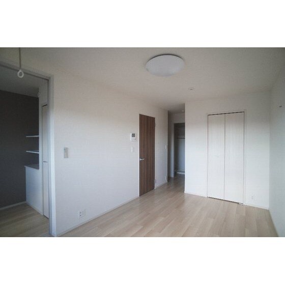 メゾン・フィオーレの物件内観写真