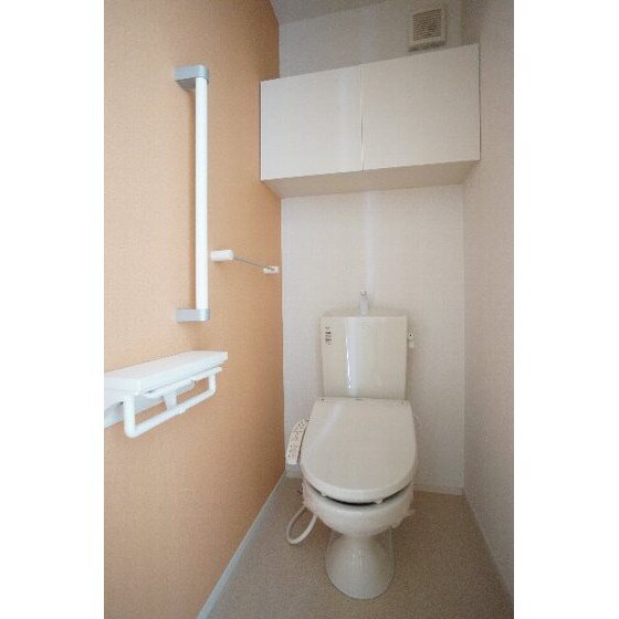 ネオ　ファミールの物件内観写真