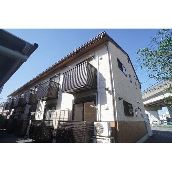 和雅家壱番館の物件外観写真