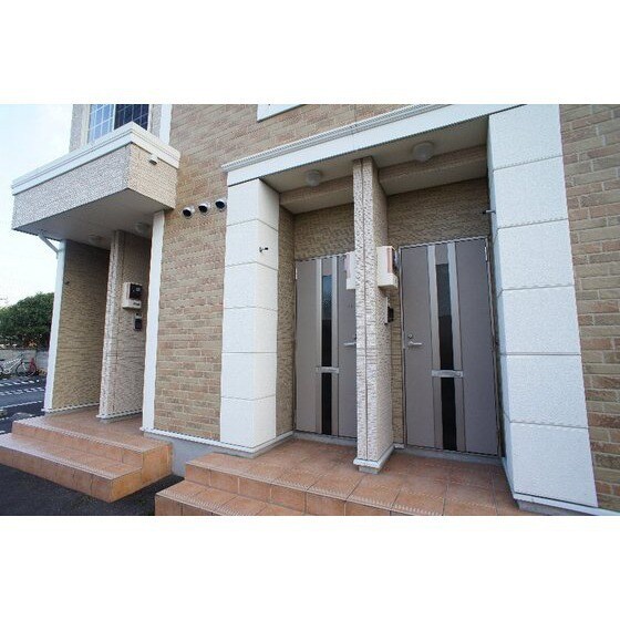 ラッフィナートの物件外観写真