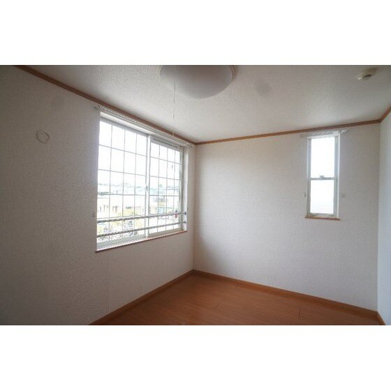 ラッフィナートの物件内観写真