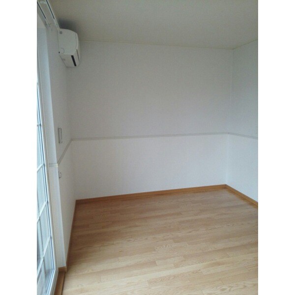 ネオ・ハーモニーの物件内観写真