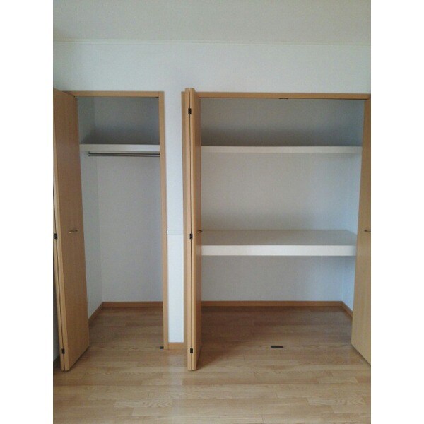 ネオ・ハーモニーの物件内観写真