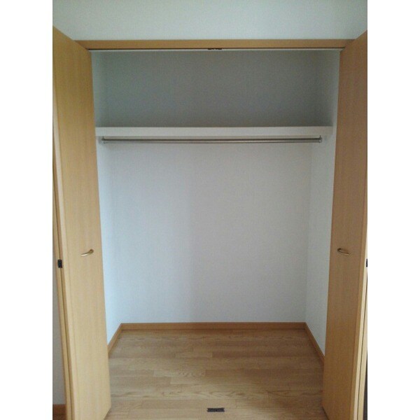 ネオ・ハーモニーの物件内観写真