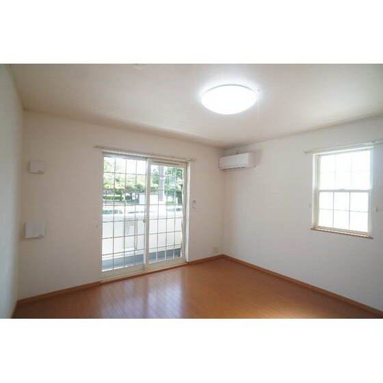 サニーヴィラの物件内観写真