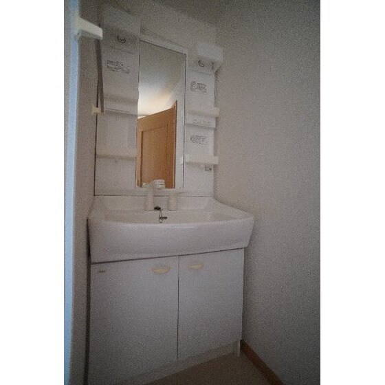 ヴィトンＡの物件内観写真