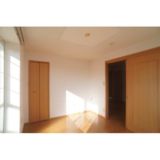 ヴィトンＡの物件内観写真