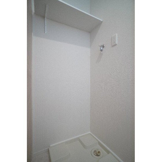 Ｄ－ＲＯＯＭ浜尻町の物件内観写真