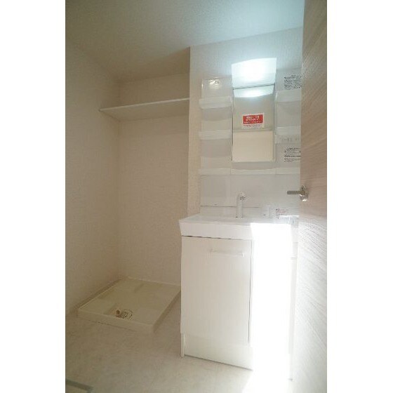 Ｄ－ＲＯＯＭ浜尻町の物件内観写真