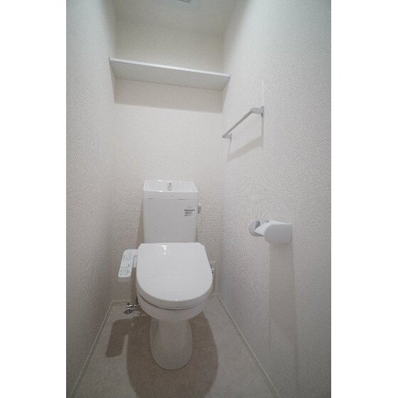 Ｄ－ＲＯＯＭ浜尻町の物件内観写真