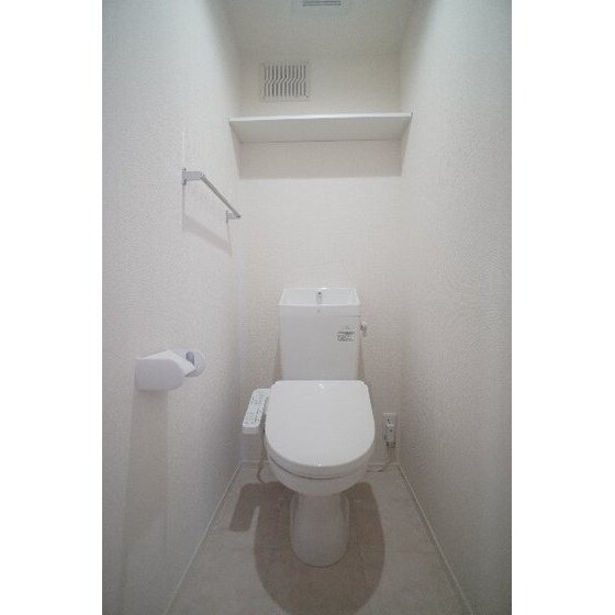 Ｄ－ＲＯＯＭ浜尻町の物件内観写真