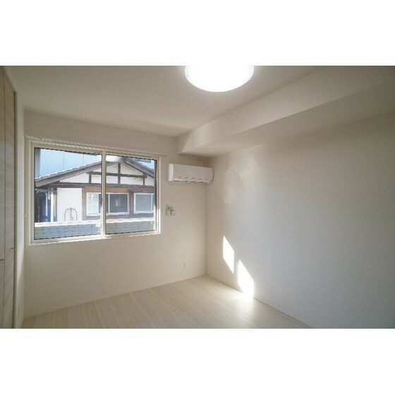 Ｄ－ＲＯＯＭ浜尻町の物件内観写真