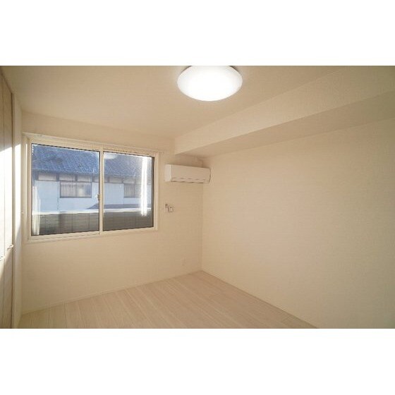 Ｄ－ＲＯＯＭ浜尻町の物件内観写真