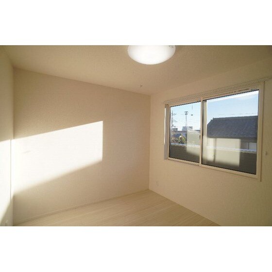 Ｄ－ＲＯＯＭ浜尻町の物件内観写真