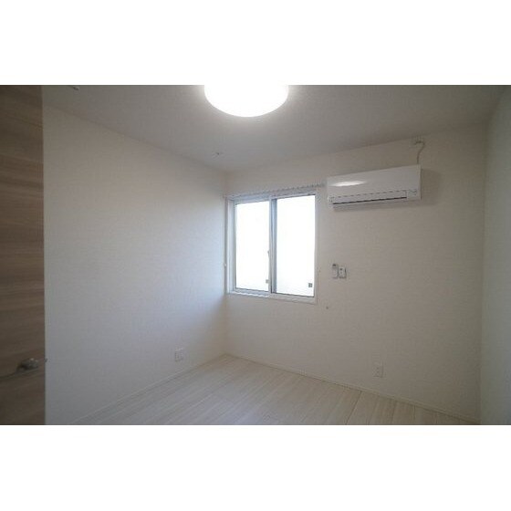 Ｄ－ＲＯＯＭ浜尻町の物件内観写真