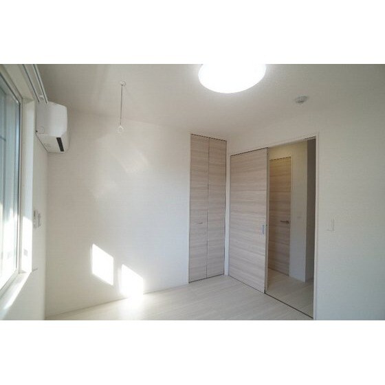 Ｄ－ＲＯＯＭ浜尻町の物件内観写真