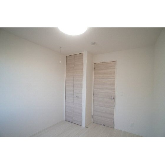 Ｄ－ＲＯＯＭ浜尻町の物件内観写真