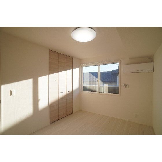 Ｄ－ＲＯＯＭ浜尻町の物件内観写真