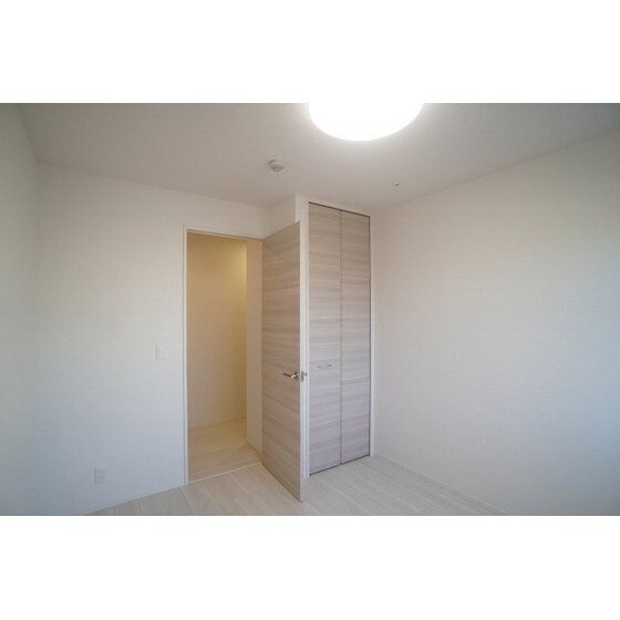 Ｄ－ＲＯＯＭ浜尻町の物件内観写真