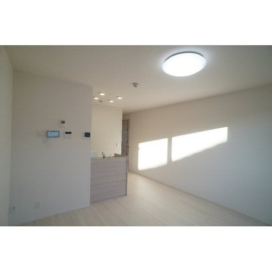 Ｄ－ＲＯＯＭ浜尻町の物件内観写真