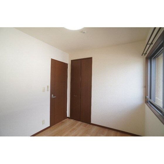 セレナーデの物件内観写真