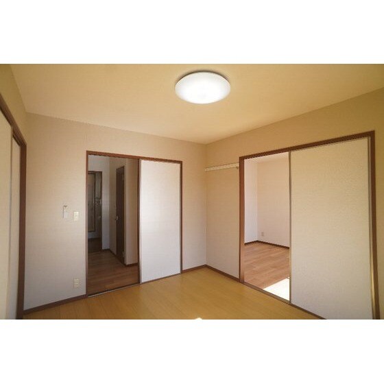 セレナーデの物件内観写真