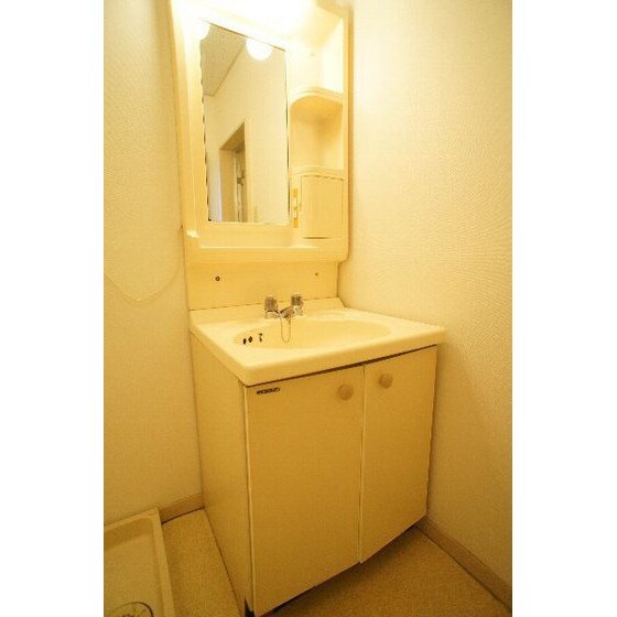 ホワイトハイツ　１の物件内観写真