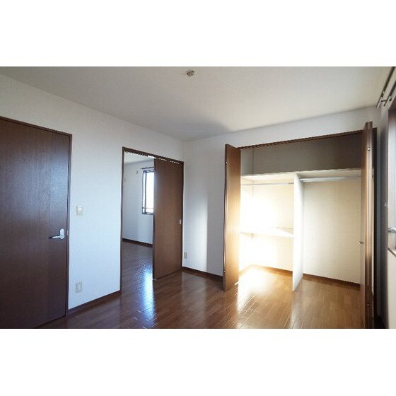 フェニックスⅢの物件内観写真