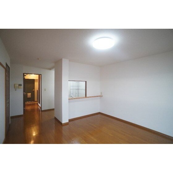 メゾン・キンレイⅡの物件内観写真