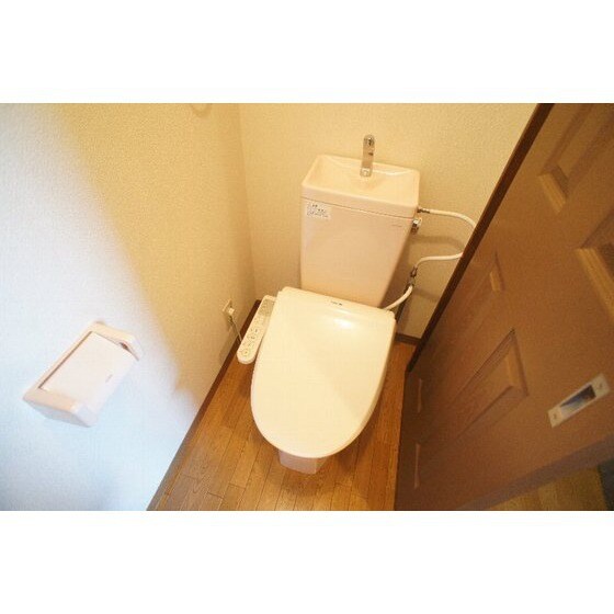 メゾン・キンレイⅡの物件内観写真