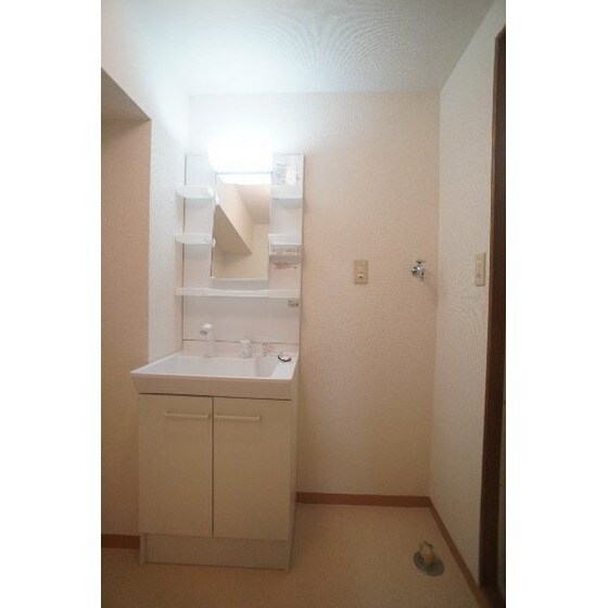 メゾン・キンレイⅡの物件内観写真