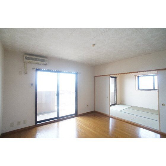 メゾン・キンレイⅡの物件内観写真