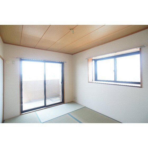 メゾン・キンレイⅡの物件内観写真