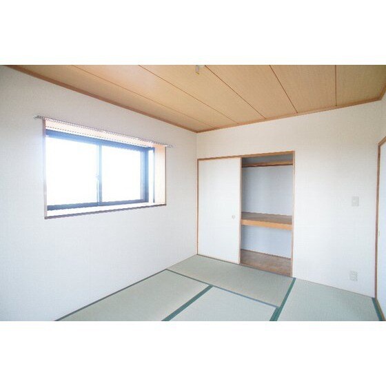 メゾン・キンレイⅡの物件内観写真