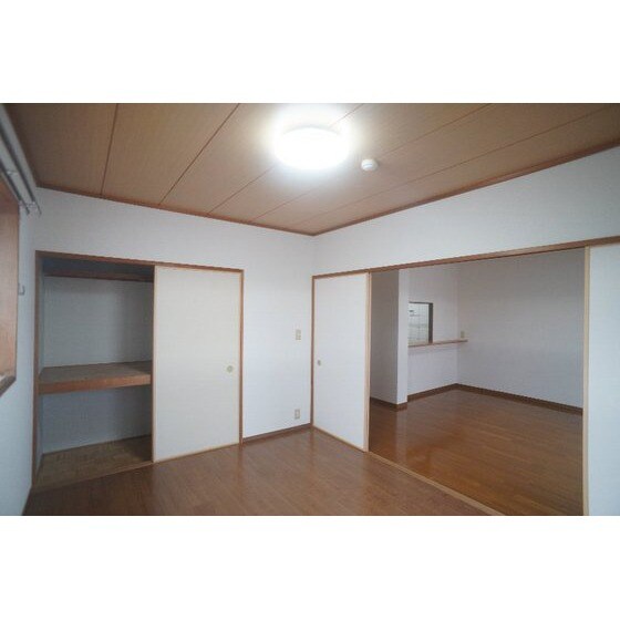 メゾン・キンレイⅡの物件内観写真