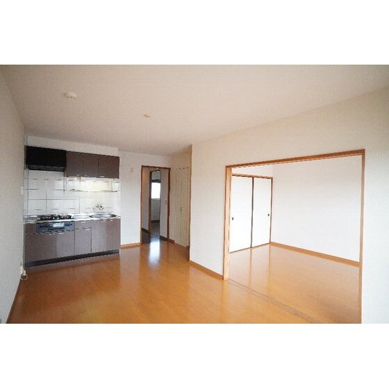 ルミエール中居　壱番館の物件内観写真