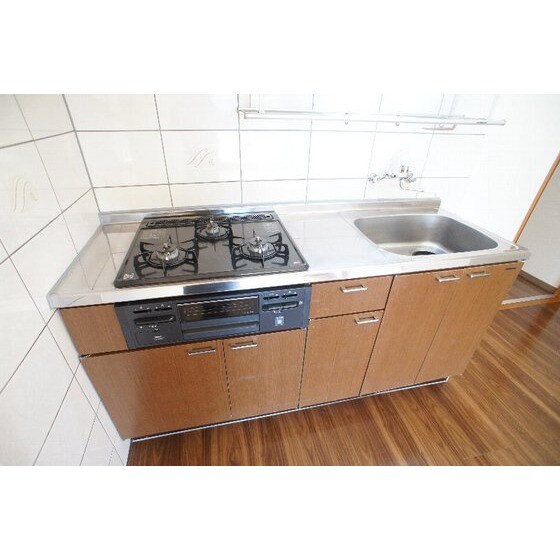 ルミエール中居　壱番館の物件内観写真