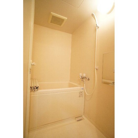 ルミエール中居　壱番館の物件内観写真